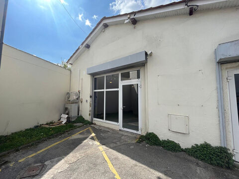 Local commercial &agrave; LOUER 1400 33700 Merignac