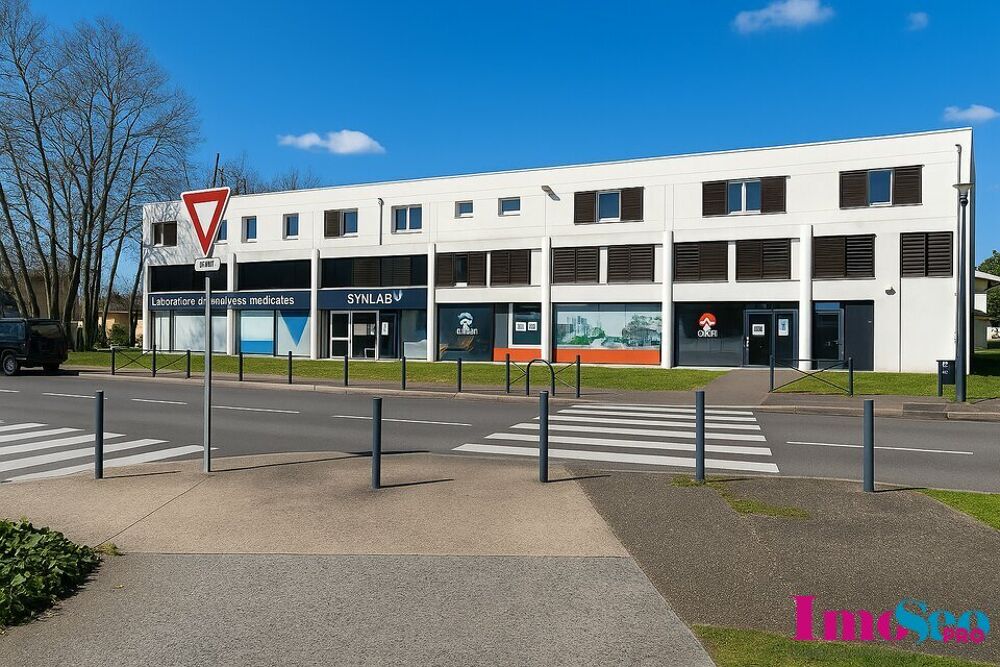   Local commercial à LOUER 