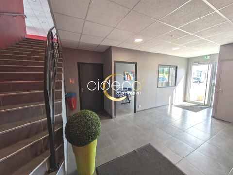 BUREAUX à LOUER 1461 63170 Aubiere