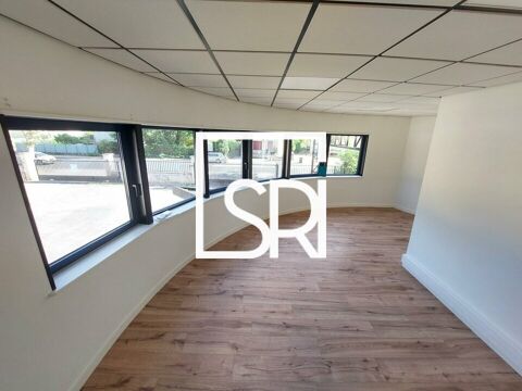BUREAUX &agrave; LOUER 1667 63300 Thiers