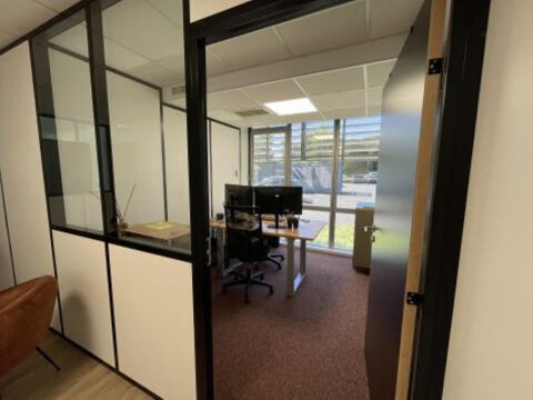   Bureaux à LOUER 