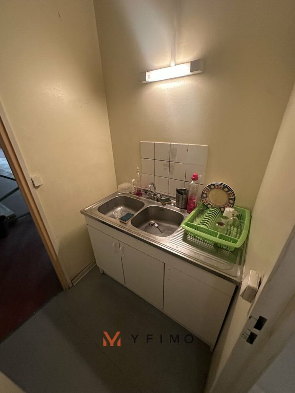   1 162 m2 ACTIVITE - ENTREPOTS à VENDRE Orgeval