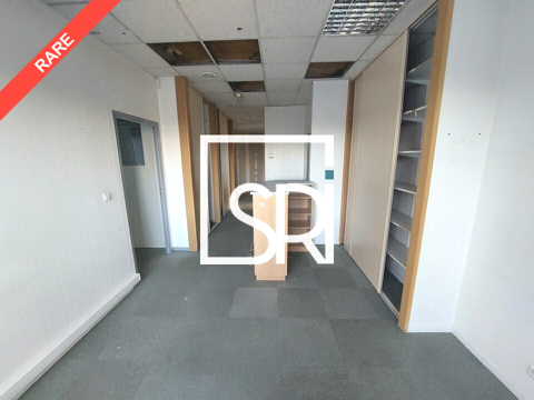   BUREAUX à LOUER 
