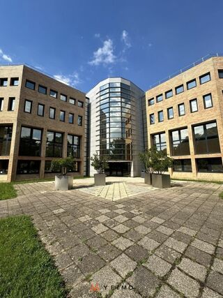   1945 m2 BUREAUX à LOUER Le pecq