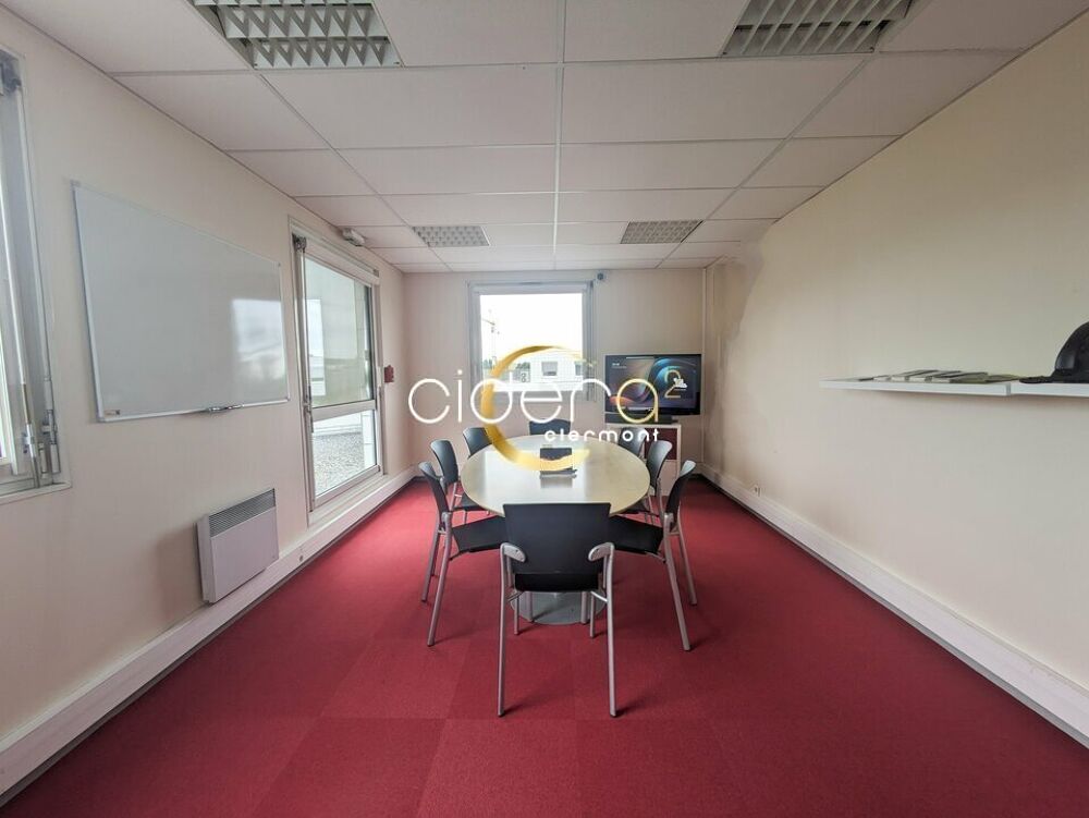   BUREAUX à LOUER 