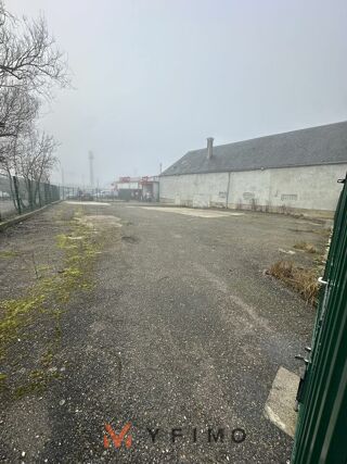   LOCAL COMMERCIAL à VENDRE La verriere