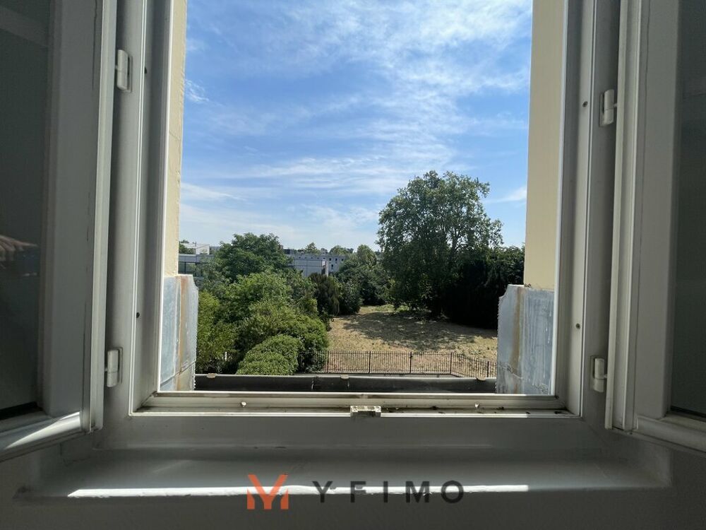   Bureaux a louer à LOUER Les mureaux