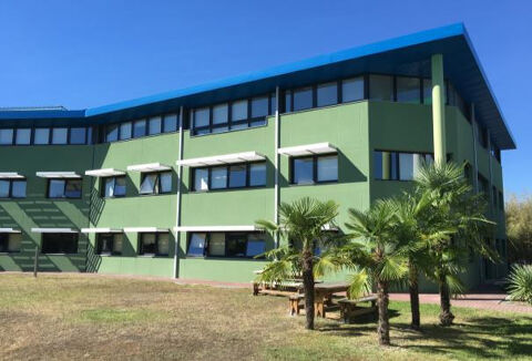 Bureaux &agrave; LOUER 1750 33610 Canejan