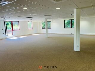   A LOUER 250 m2 BUREAUX à LOUER Saint germain en laye