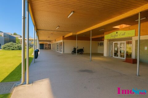 Local commercial &agrave; LOUER 850 33610 Cestas