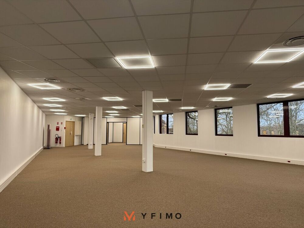   A LOUER 250 m2 BUREAUX à LOUER Saint germain en laye