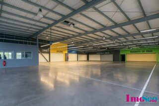   Entrepôt / Local industriel à VENDRE Vayres