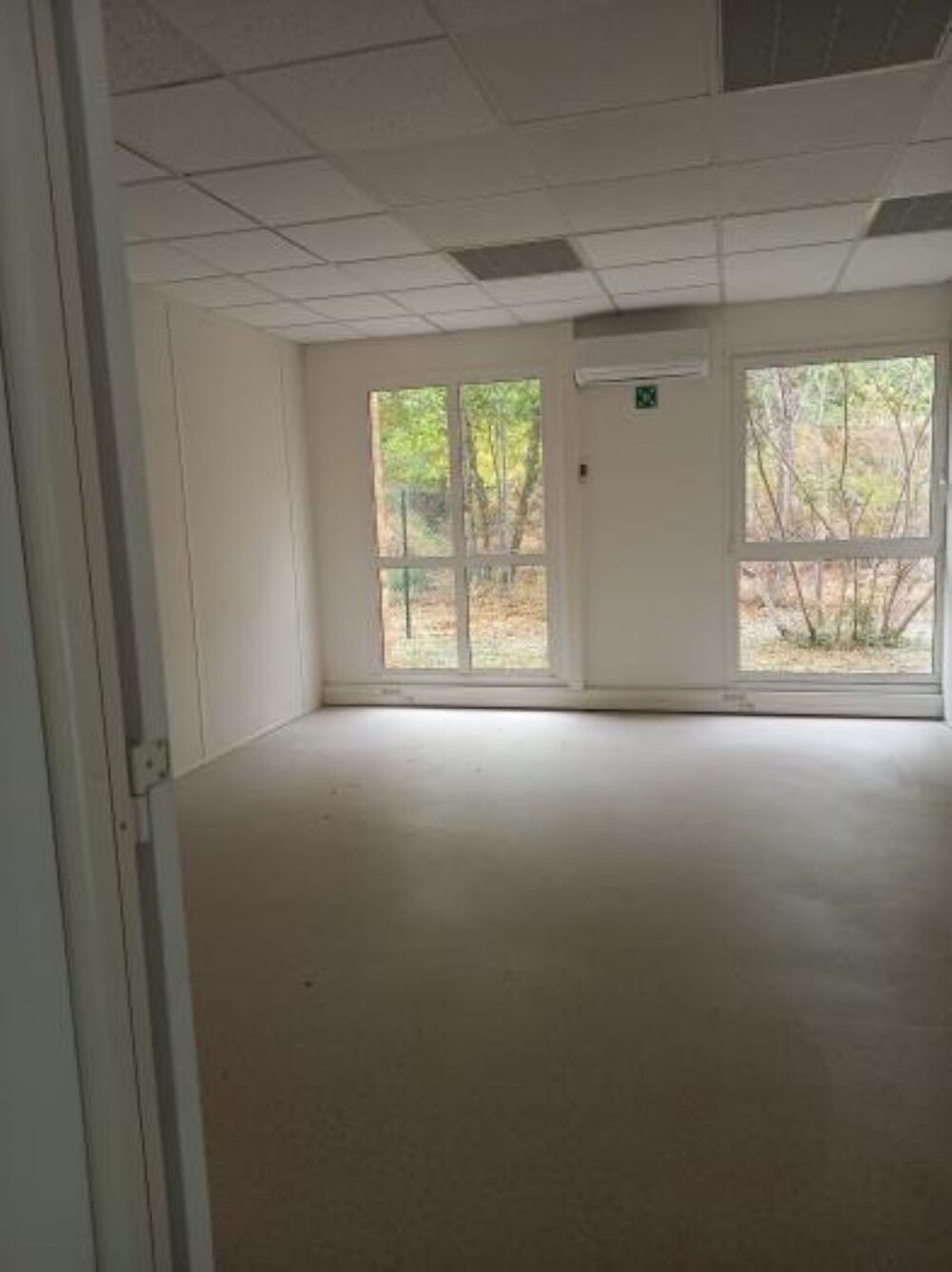   Bureaux à LOUER Saint-jean-d'illac