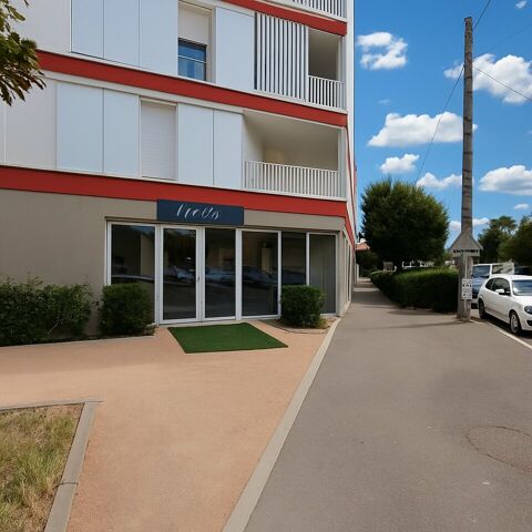 LOCAL COMMERCIAL  &agrave; LOUER 1950 38290 La verpilliere