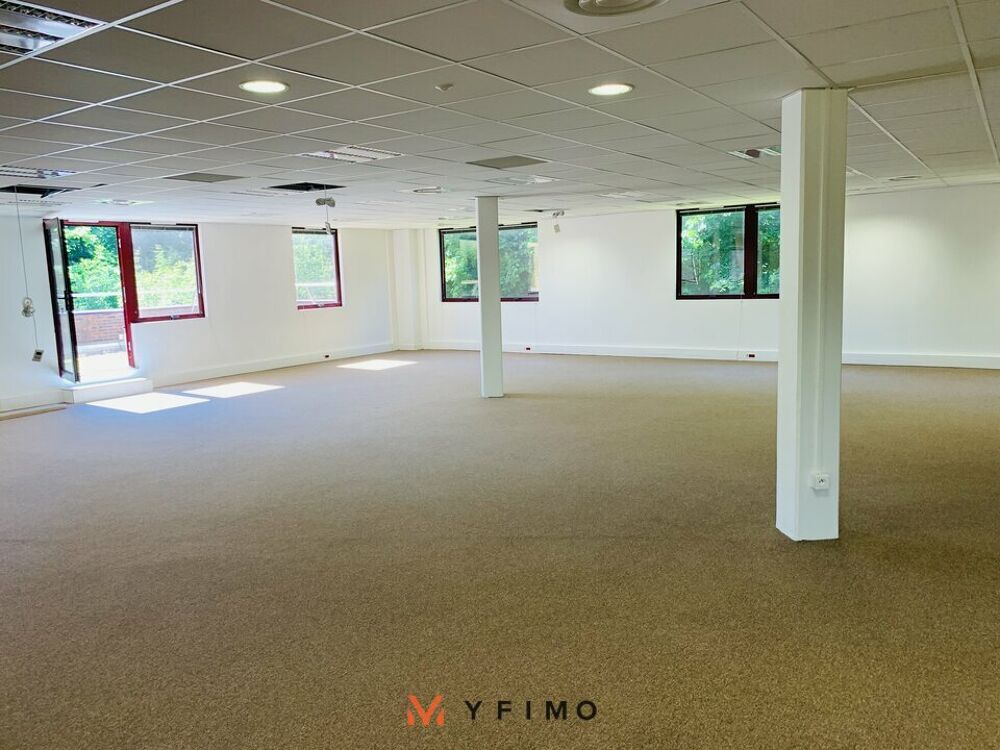   A LOUER 250 m2 BUREAUX à LOUER Saint germain en laye