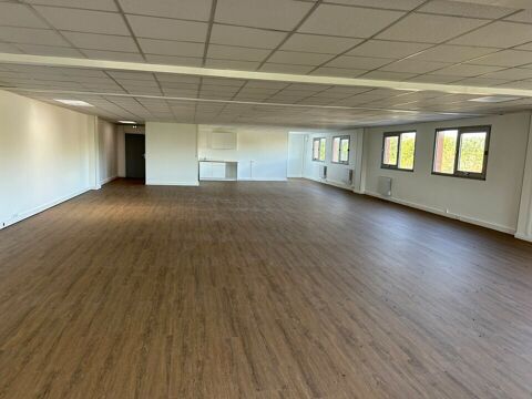   245 m2 de bureaux A LOUER à LOUER 