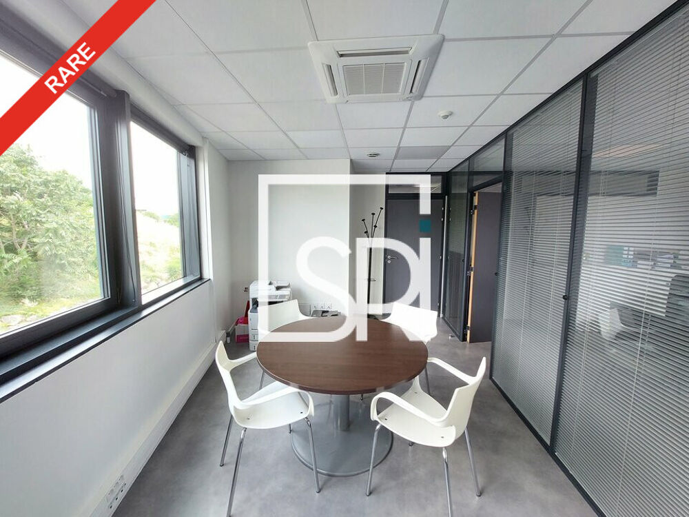   BUREAUX à LOUER 