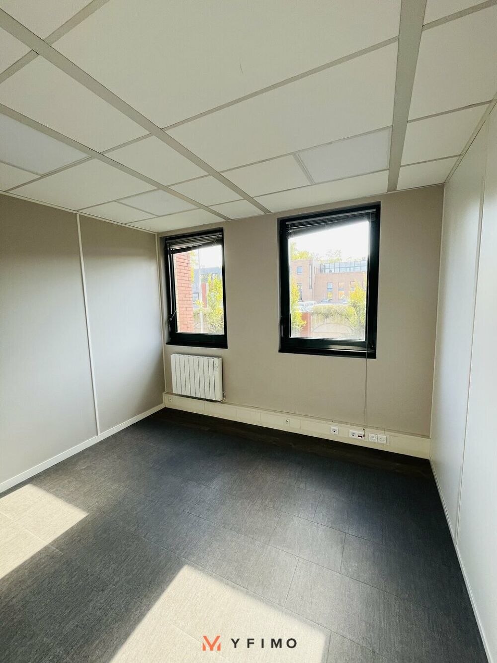   70 m2 DE BUREAUX  à LOUER Saint-germain-en-laye