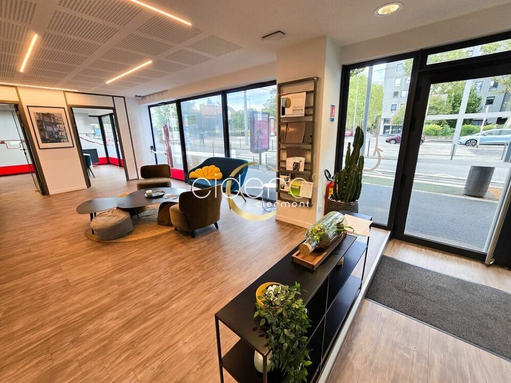   BUREAU AVEC VITRINE à LOUER Clermont-ferrand