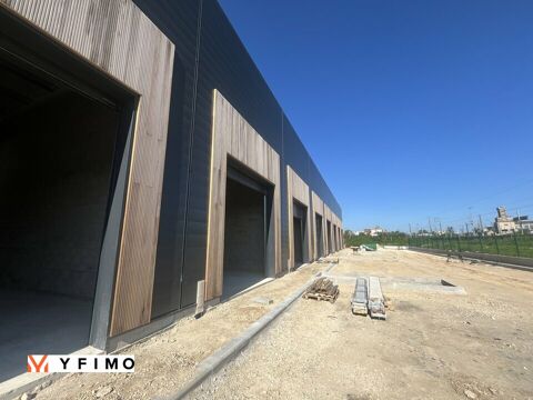   1050 m2 divisible 105 m2 à LOUER 