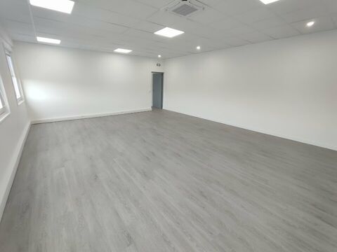   BUREAUX RENOVES  à VENDRE 