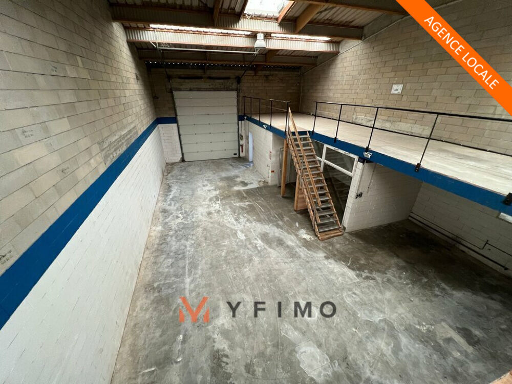   276 m2 entrepot à LOUER 