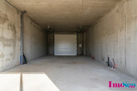   Entrepôt à VENDRE 