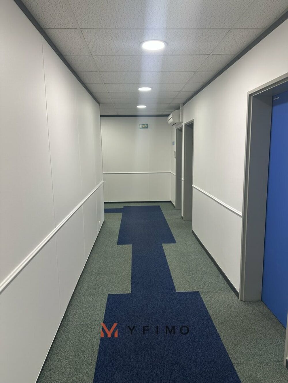   400 m2 BUREAUX EN RDC à LOUER Poissy