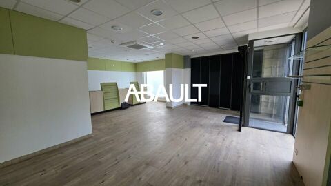 LOCAL COMMERCIAL &agrave; LOUER 1700 33800 Bordeaux