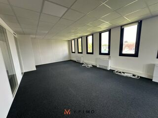   1945 m2 BUREAUX à LOUER Le pecq