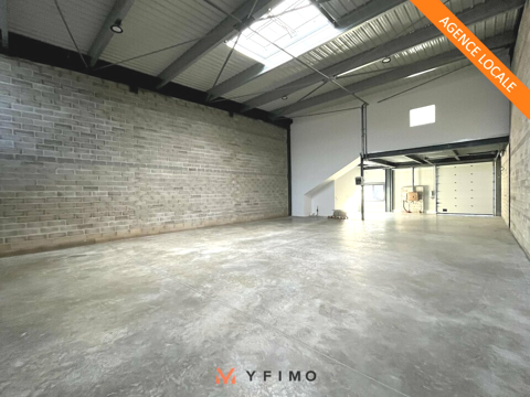 ACTIVITE - STOCKAGE de 297 m2 &agrave; LOUER 2704 78130 Les mureaux