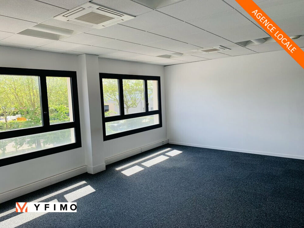   149 m2 BUREAUX à LOUER 