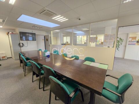 BUREAUX AVEC VITRINE &agrave; LOUER 2658 63100 Clermont ferrand