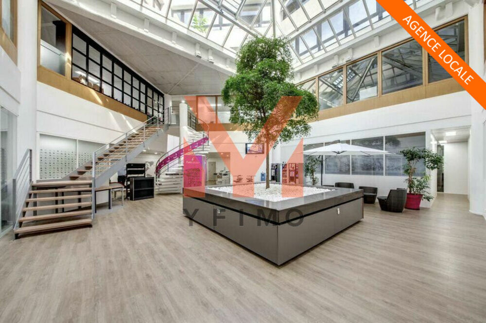   3 900 m2 BUREAUX à LOUER 
