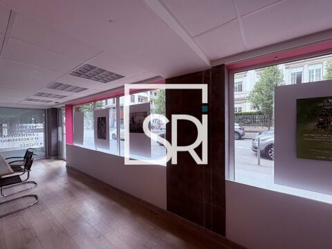 LOCAL COMMERCIAL &agrave; LOUER 820 63000 Clermont ferrand