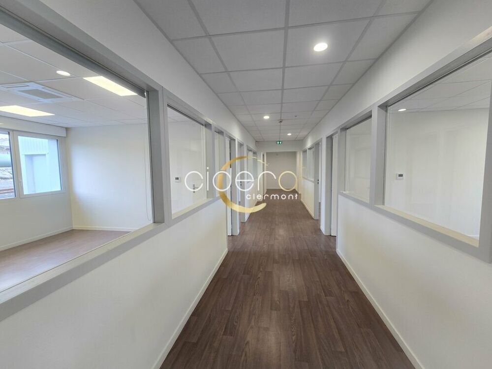   BUREAUX avec stockage à LOUER Cournon-d-auvergne