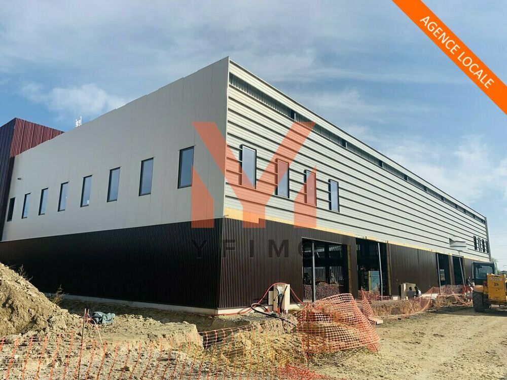   652 m2 ENTREPOT ET BUREAUX à VENDRE 