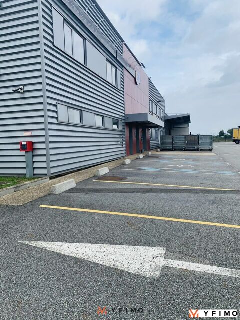   ACTIVITE / ENTREPOT  à VENDRE 