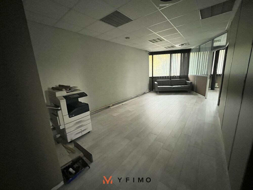   BUREAUX à LOUER Aubergenville