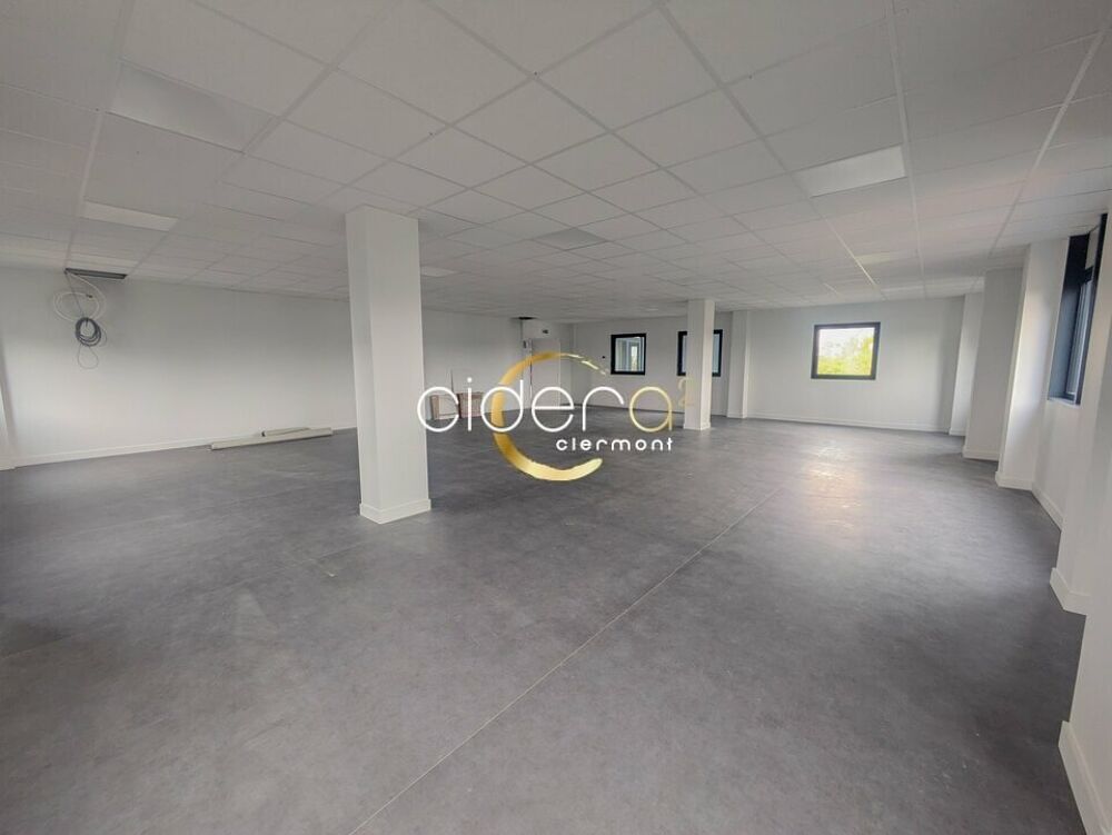   BUREAUX à LOUER 