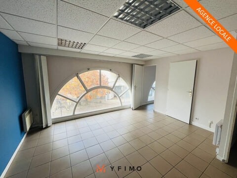 45 m2 BUREAUX HYPERCENTRE &agrave; VENDRE 112000 78300 Poissy