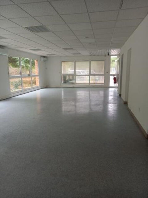   Bureaux à LOUER 