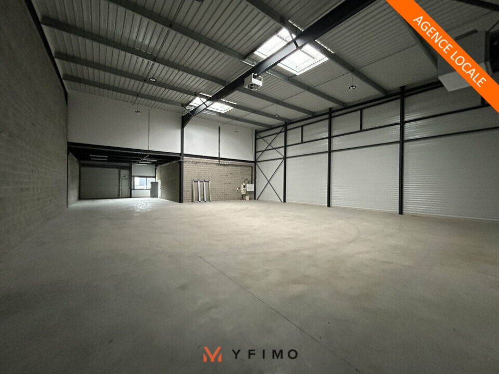   650m2 - entrepôt à LOUER 