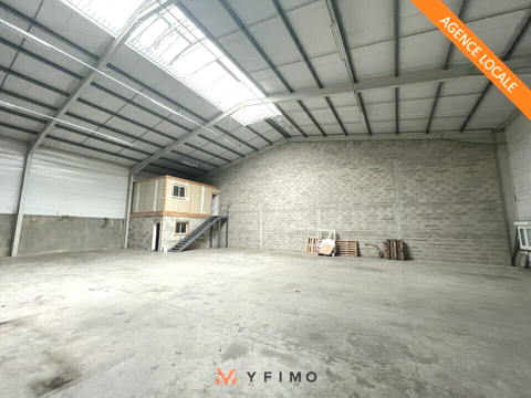 Local d'activit&eacute;/stockage  &agrave; LOUER 3740 78440 Gargenville