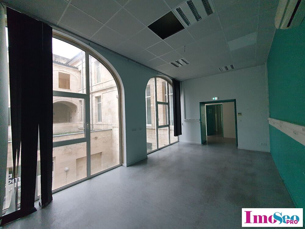   Bureaux à LOUER 