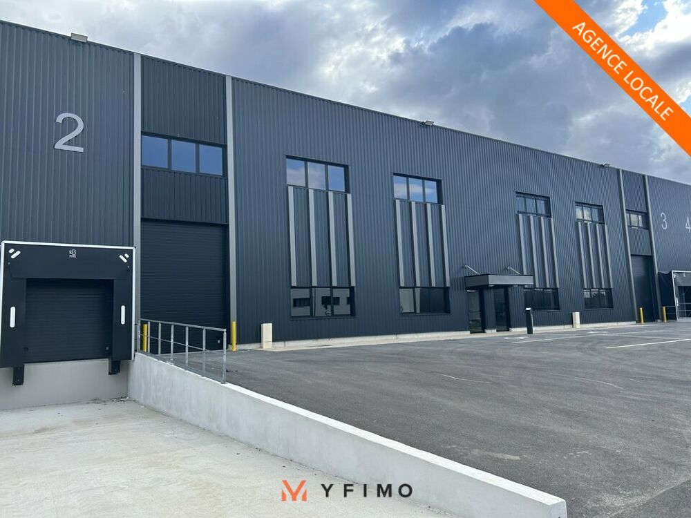   268m2 div. à partir de 268m2 à LOUER 