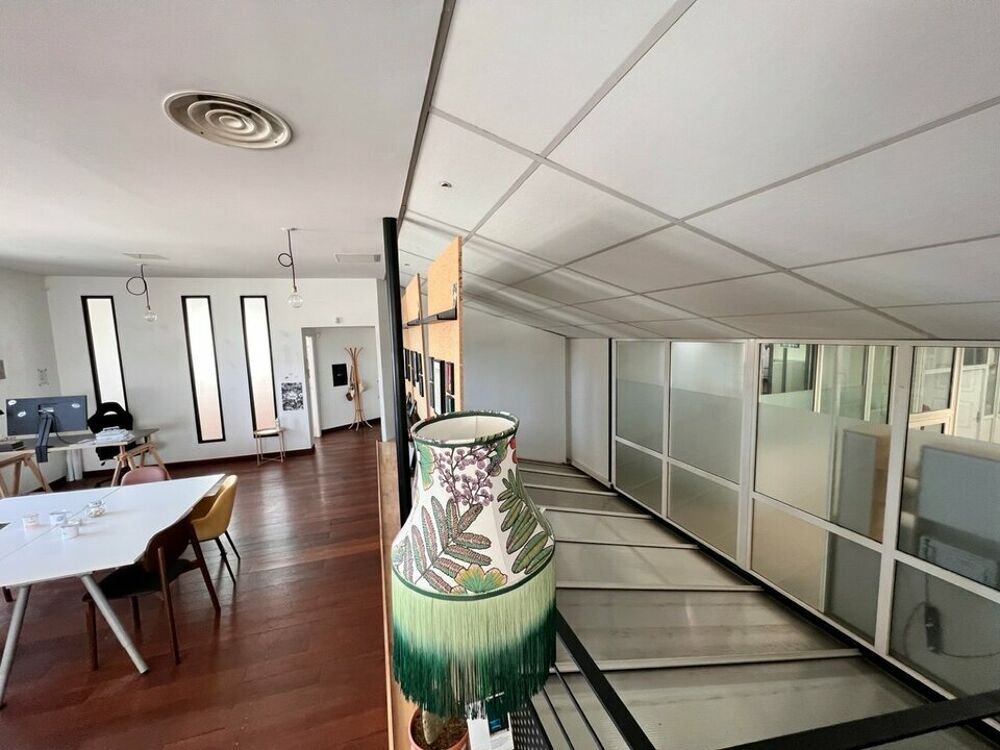   LOCAL PROFESSIONNEL  à LOUER Biarritz