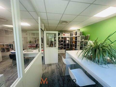   43 m2 BUREAUX à LOUER 
