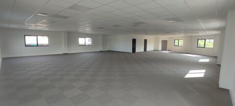 BUREAUX &agrave; LOUER 2056 38300 Bourgoin jallieu