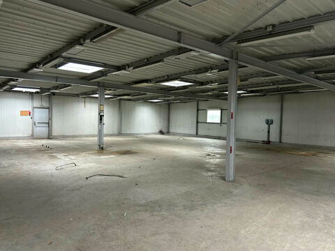ACTIVITE - ENTREPOTS &agrave; LOUER 5332 78780 Maurecourt